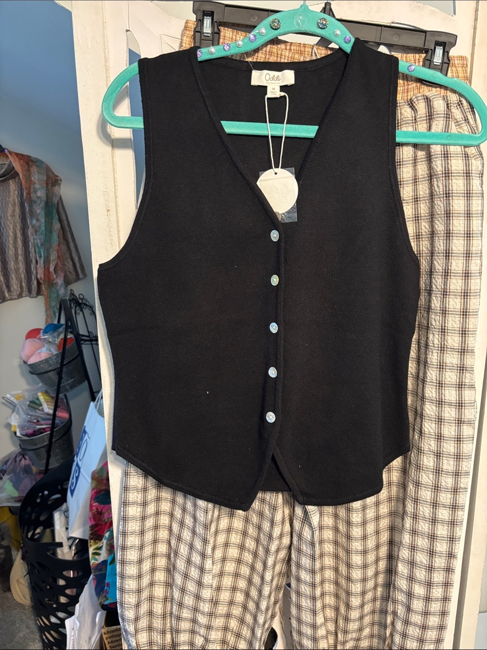 Oddi Black Button-Front Knit Vest